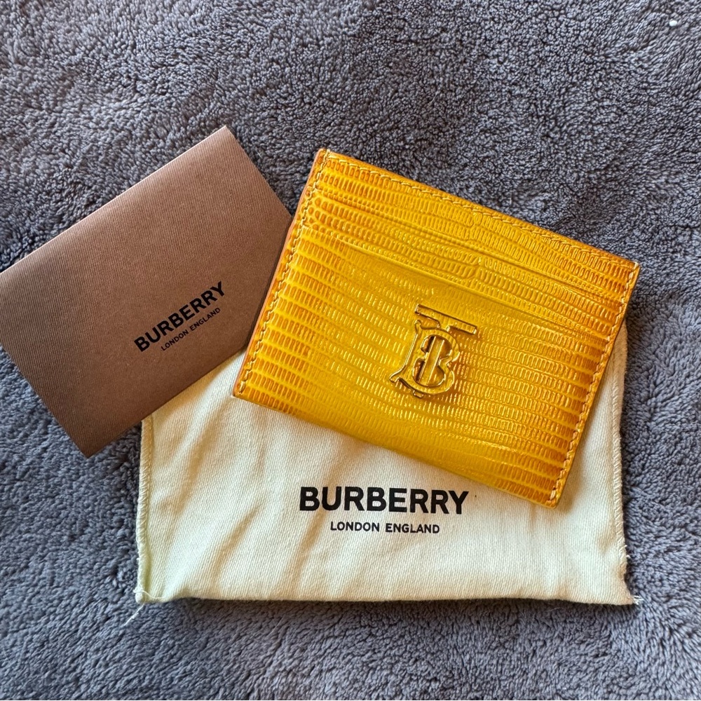 Burberry | Lizard Embossed Yellow Leather Card Holder